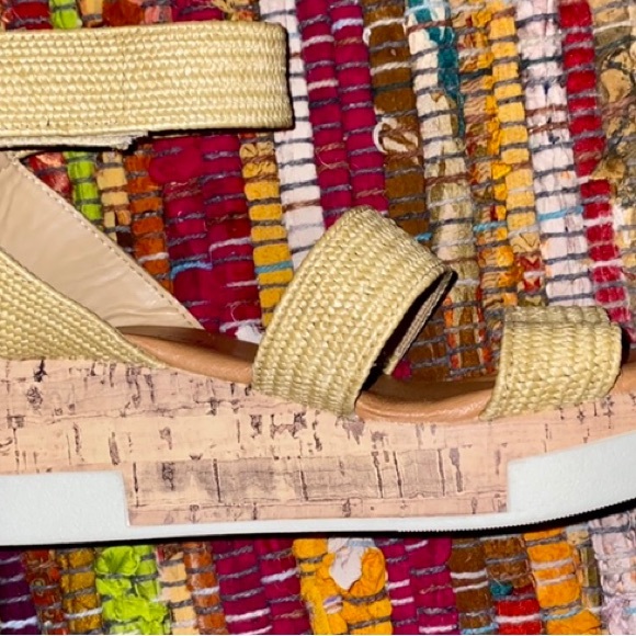 Bella-Vita  Criss Cross Strappy Sandals - Picture 3 of 6